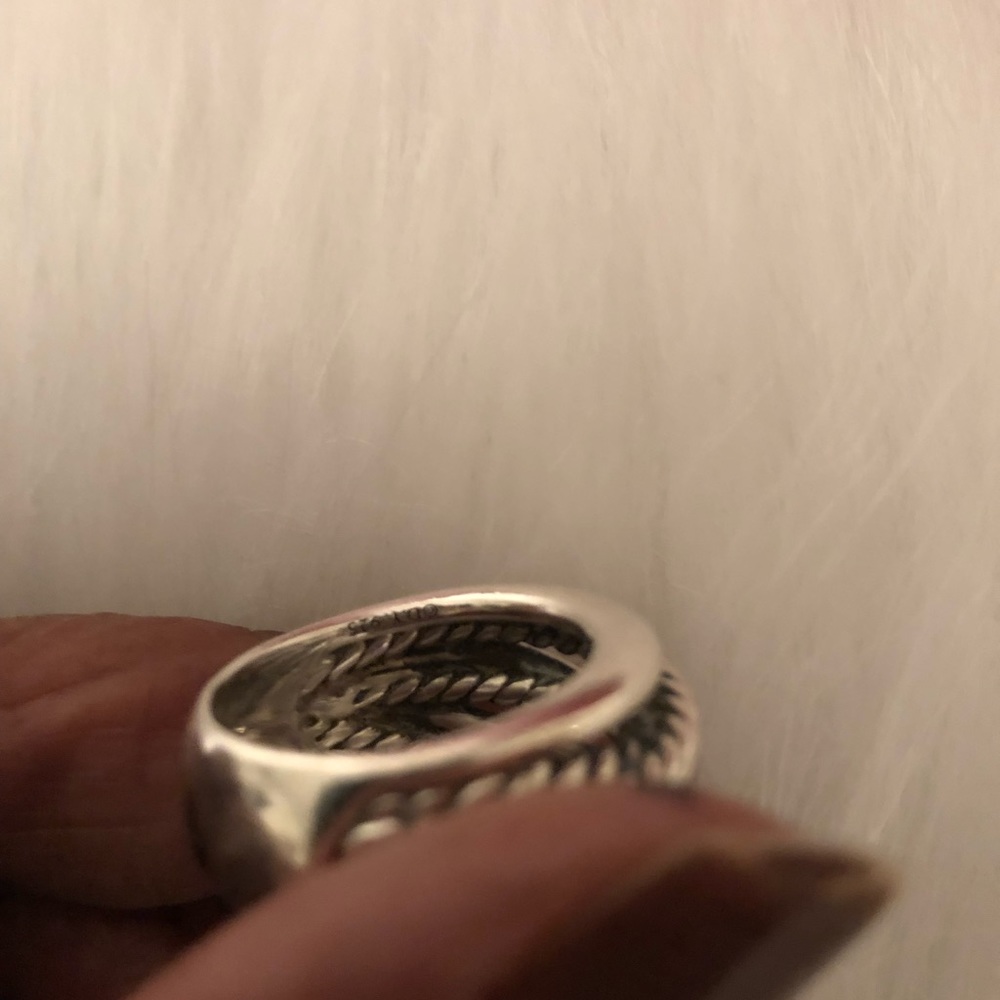 Authentic David Yurman Ring - Picture 4 of 5